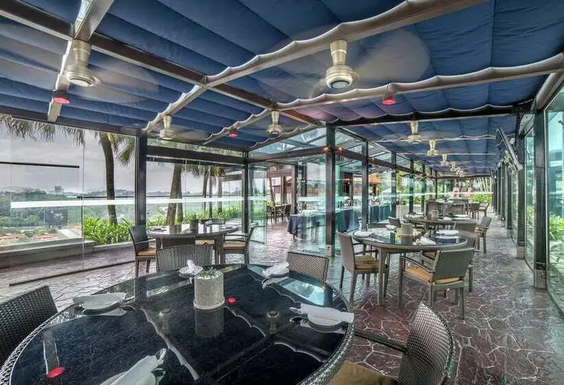 هتل Hilton Kuala Lumpur