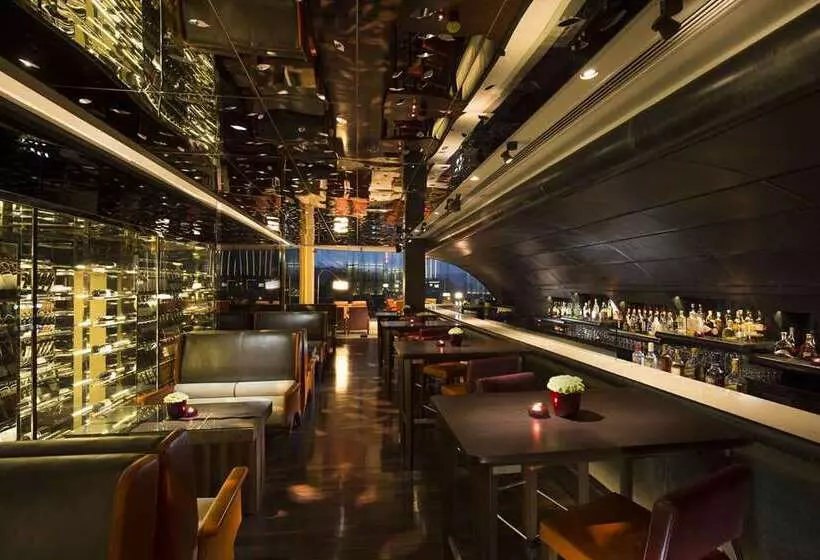 هتل Hilton Kuala Lumpur