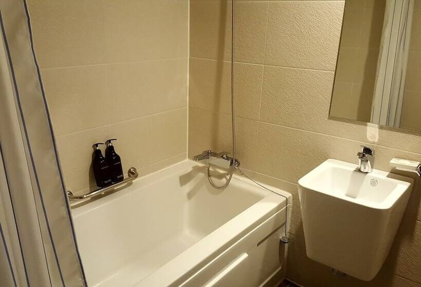 Hotel Insadong Crown