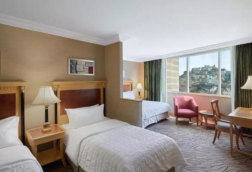 Отель Le Méridien Makkah