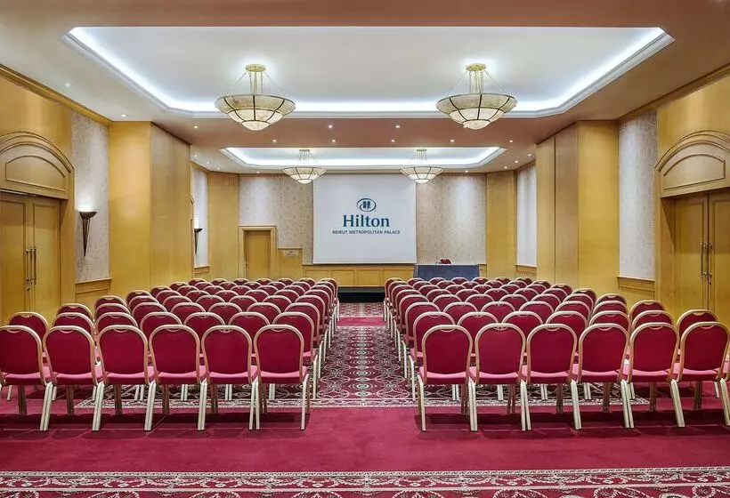 هتل Metropolitan Palace