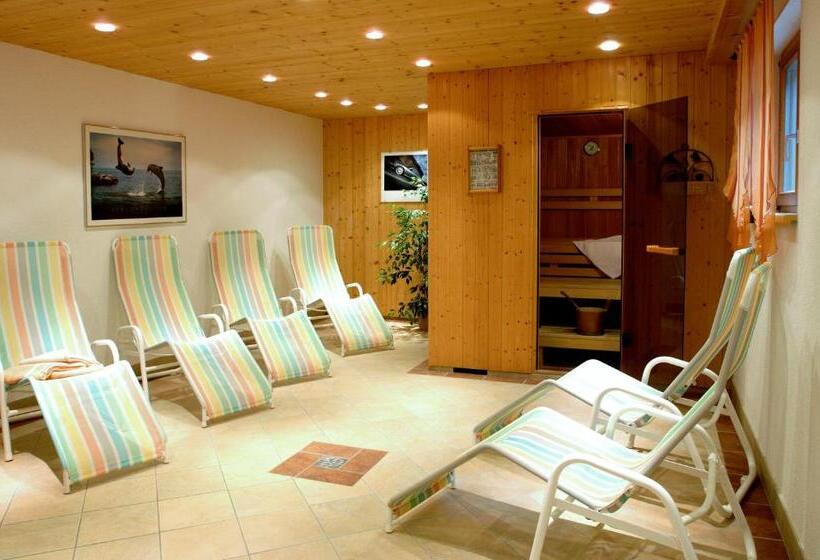 هتل Pension Juliana