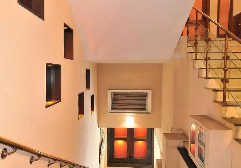 Hotelli Qutub Residency