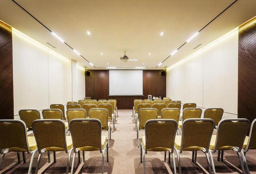 Radisson Blu Hotel, Tashkent