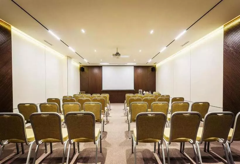 Radisson Blu Hotel, Tashkent