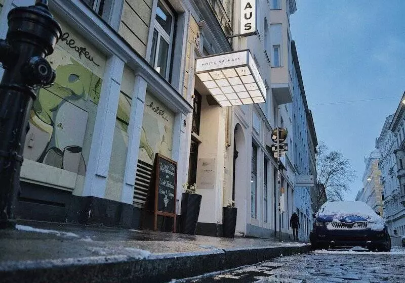 酒店 Rathaus  Wein & Design