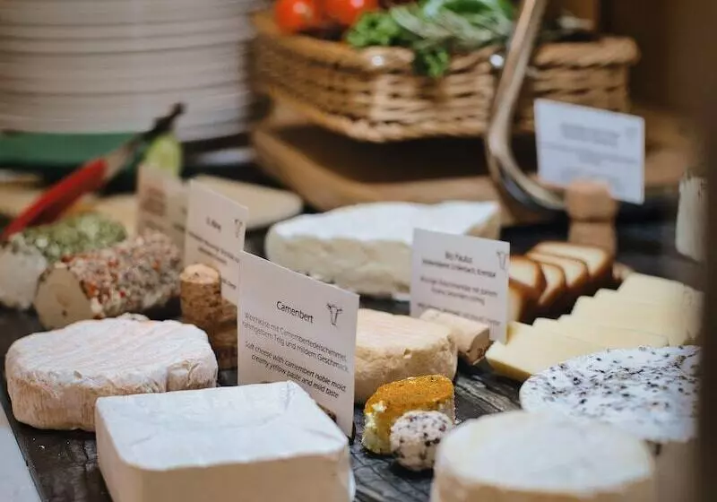 酒店 Rathaus  Wein & Design