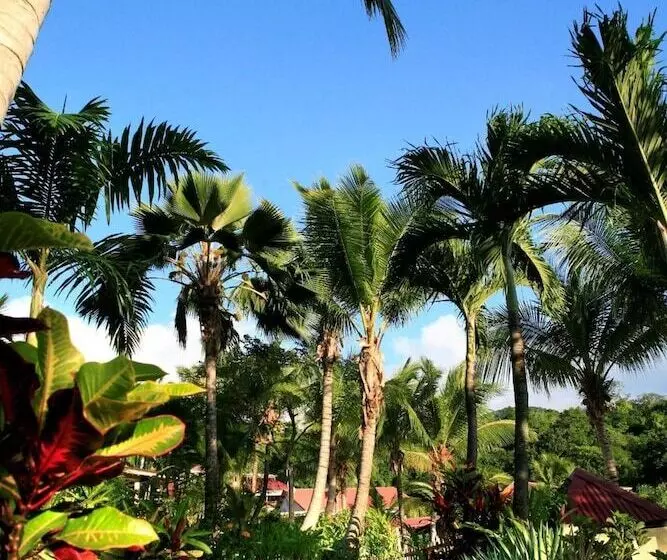 هتل Residence Habitation Grande Anse