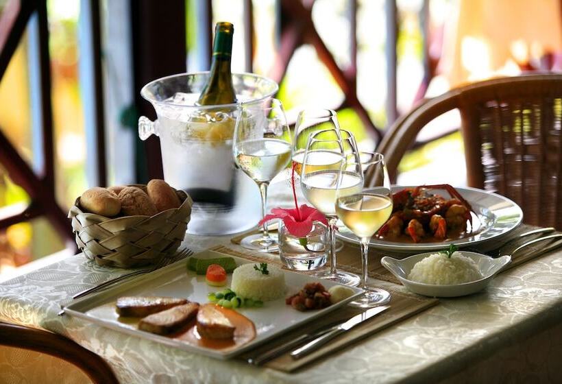 هتل Residence Habitation Grande Anse