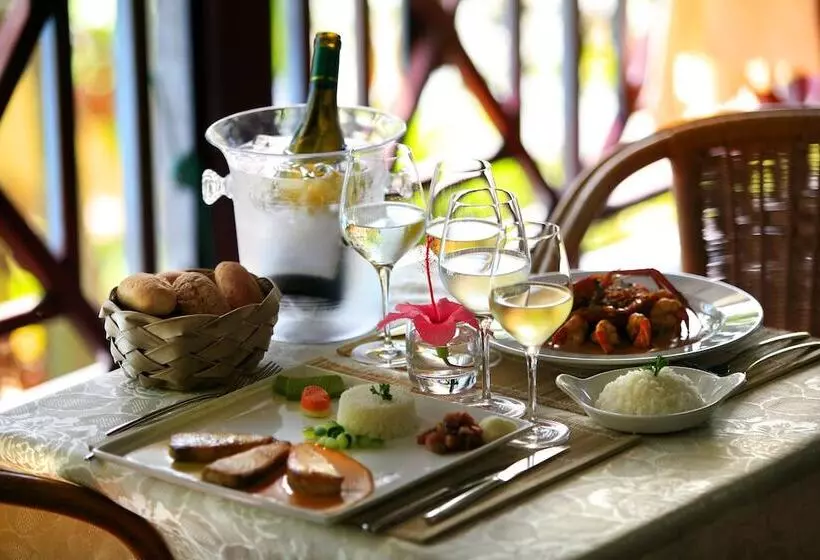 هتل Residence Habitation Grande Anse