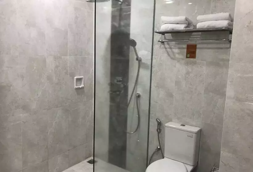 Sparks Life Jakarta, Artotel Curated