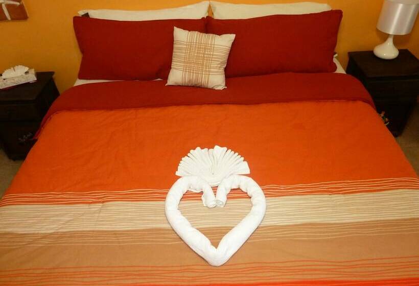 Hotel Suites Fenicia Adults Only