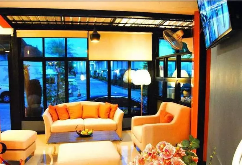 ホテル Uplus Uhome