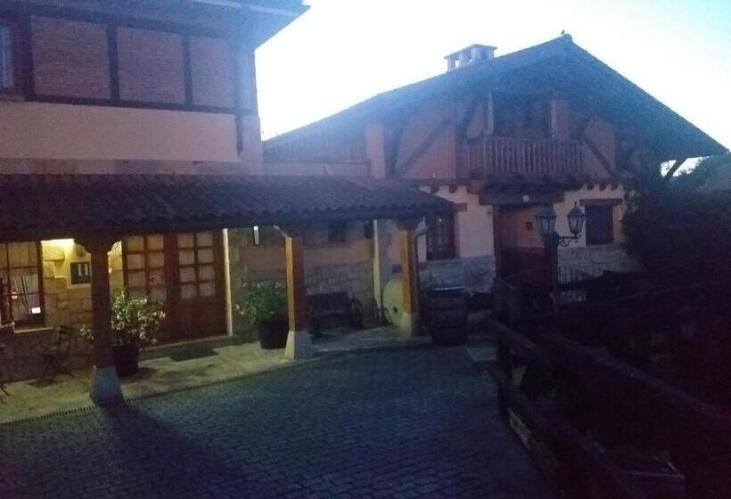 فندق Artea Errota