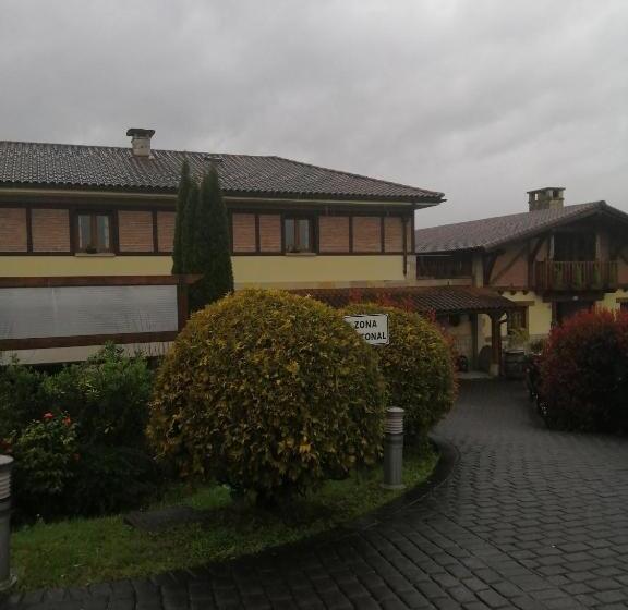 فندق Artea Errota