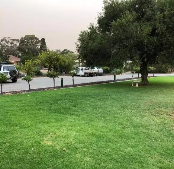 モーテル Port Pirie Accommodation And Apartments