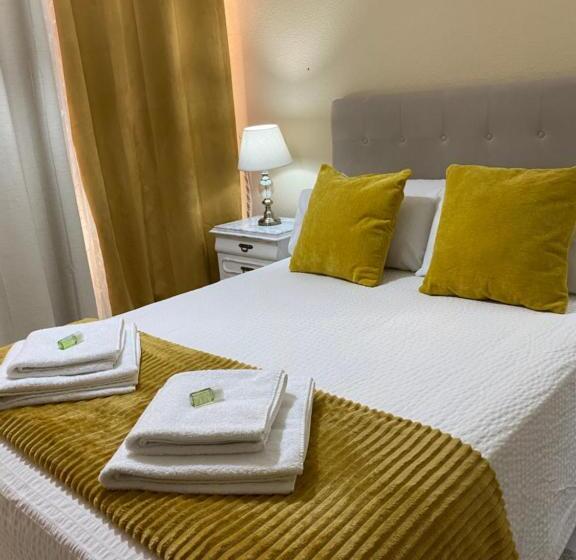 پانسیون Casa De Huéspedes Vecinodecerbantes