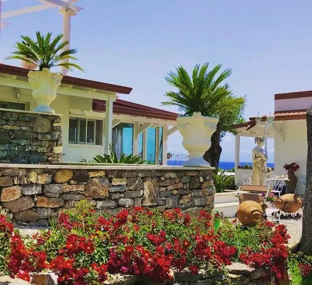 Majatalo L'incanto Di Nausicaa