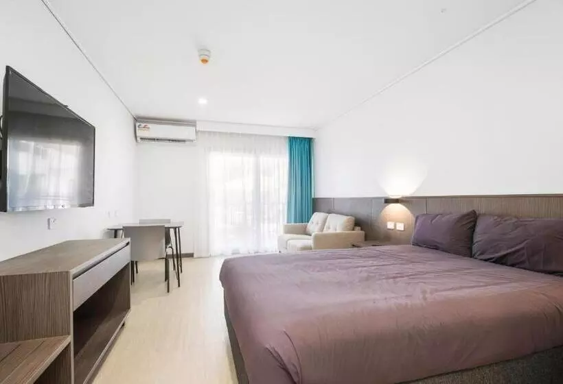 Velocity Motel & Bistro Wa