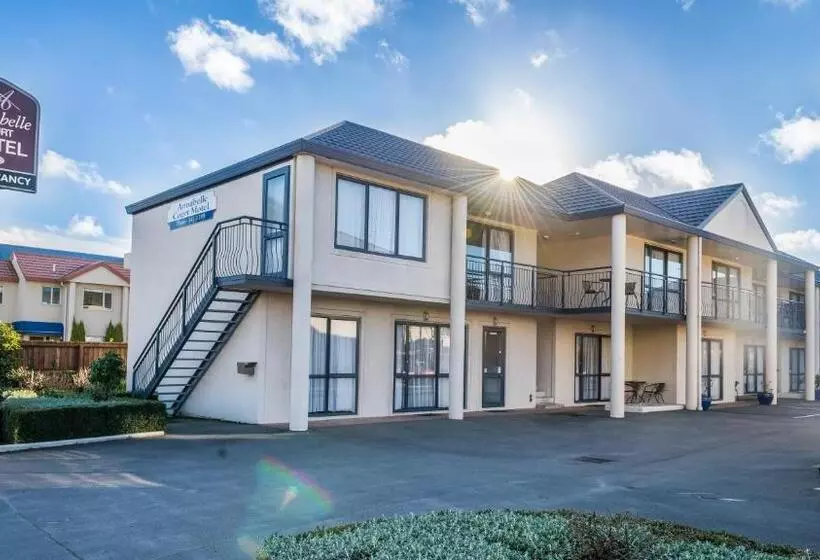 Annabelle Court Motel