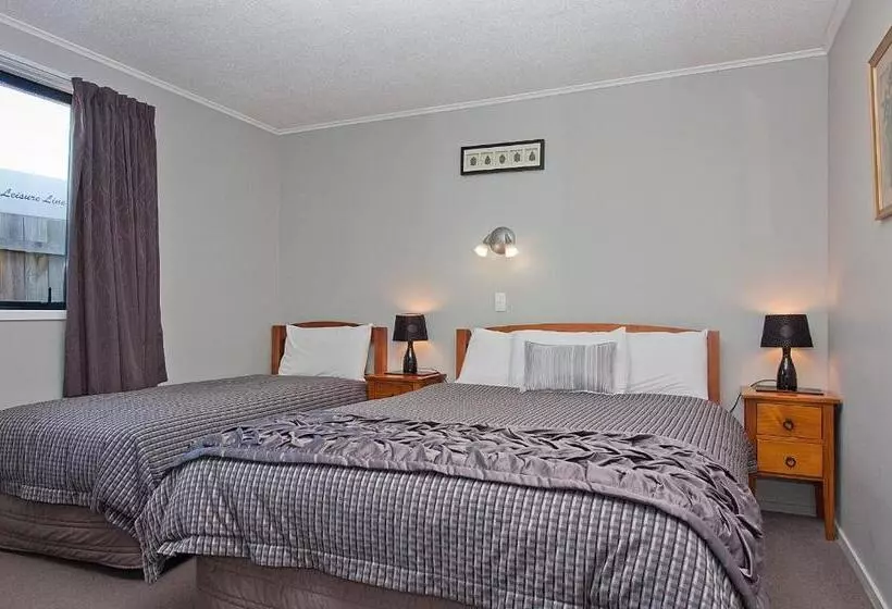 Coronation Park Motels