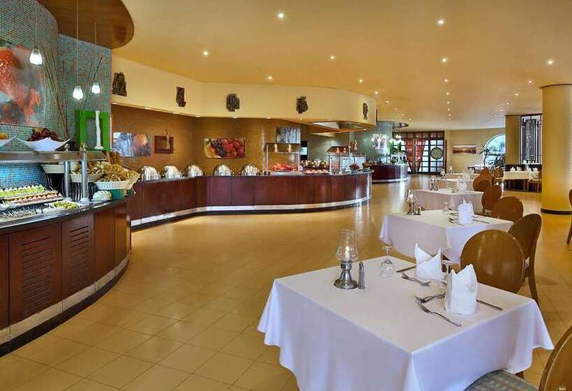 Doubletree By Hilton Sharm El Sheikh Sharks Bay Resort