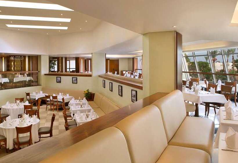 Doubletree By Hilton Sharm El Sheikh Sharks Bay Resort