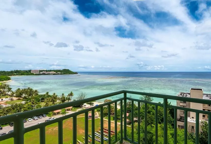 Holiday Resort & Spa Guam
