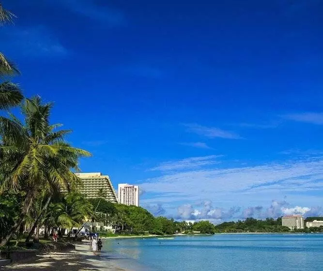 Holiday Resort & Spa Guam