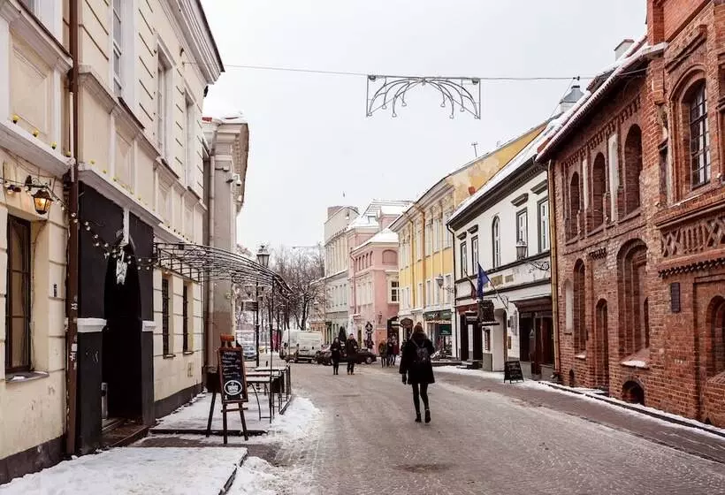 هتل Atrium Suites