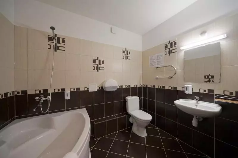 هتل Best With Free Parking