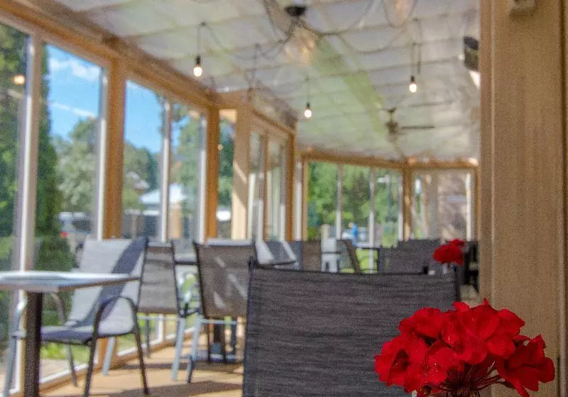 هتل Best With Free Parking