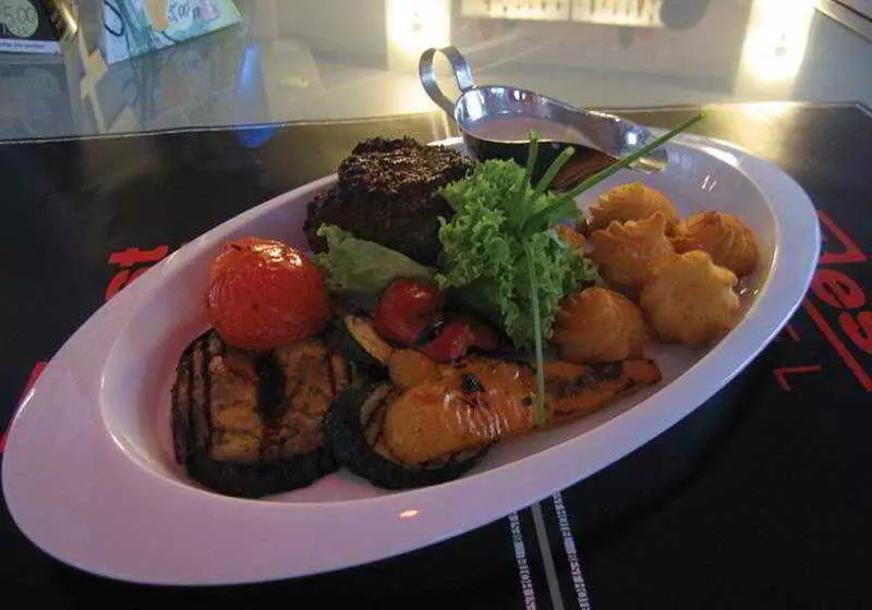 هتل Best With Free Parking