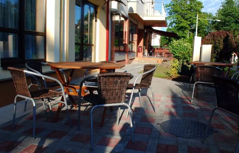 هتل Best With Free Parking