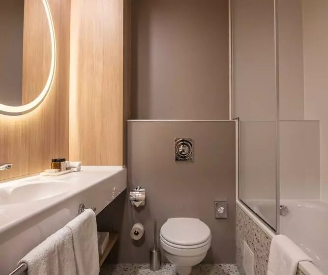 Conti Hotel Vilnius, Conference Centre, Restaurant & Bar