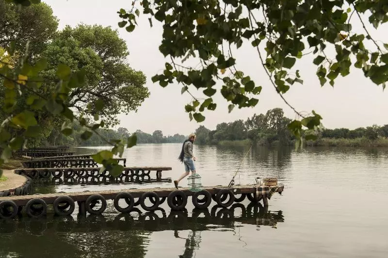 호텔 Emerald Resort & Casino