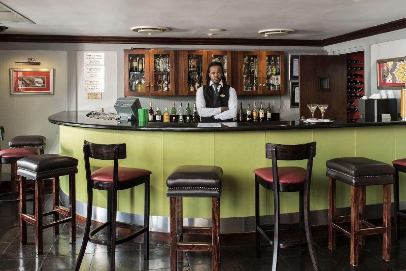 ホテル Emerald Resort & Casino