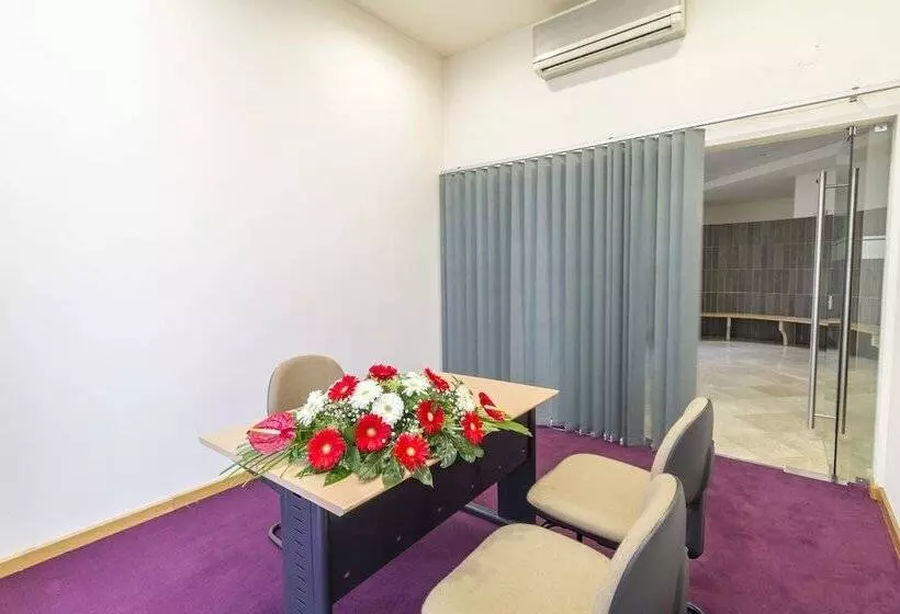 Отель Eurosol Alcanena