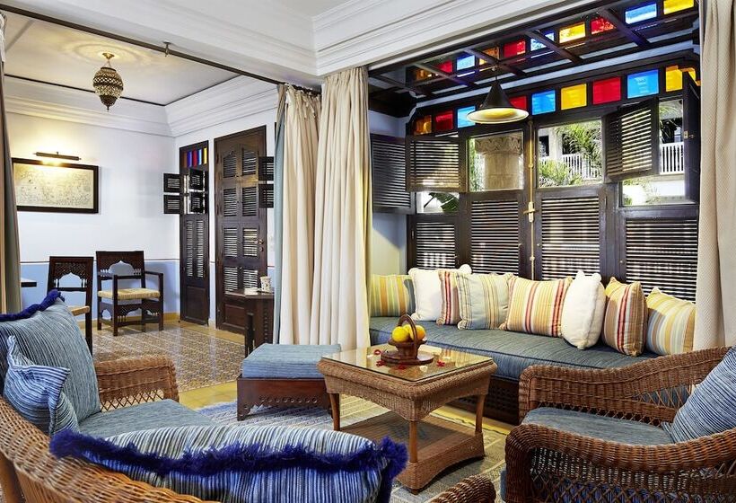 Отель Heure Bleue Palais  Relais & Chateaux