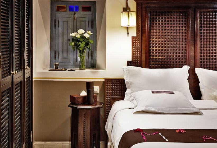 Отель Heure Bleue Palais  Relais & Chateaux