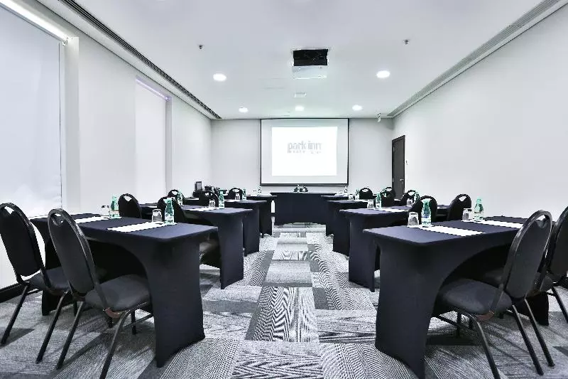 هتل Park Inn By Radisson Berrini