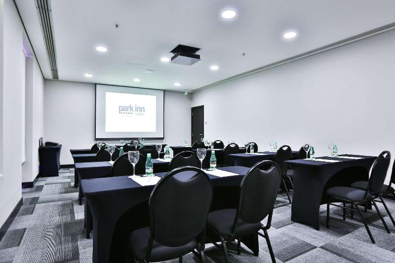 هتل Park Inn By Radisson Berrini