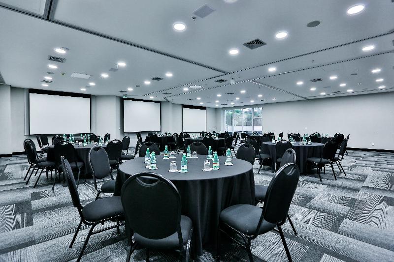 هتل Park Inn By Radisson Berrini