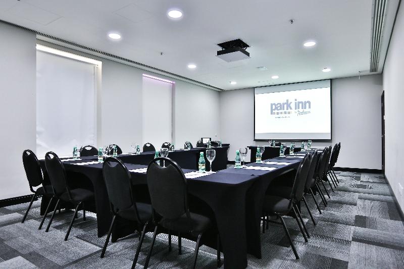 هتل Park Inn By Radisson Berrini