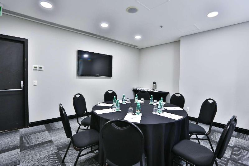 هتل Park Inn By Radisson Berrini