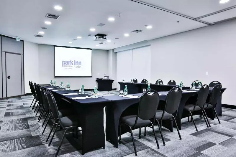 هتل Park Inn By Radisson Berrini