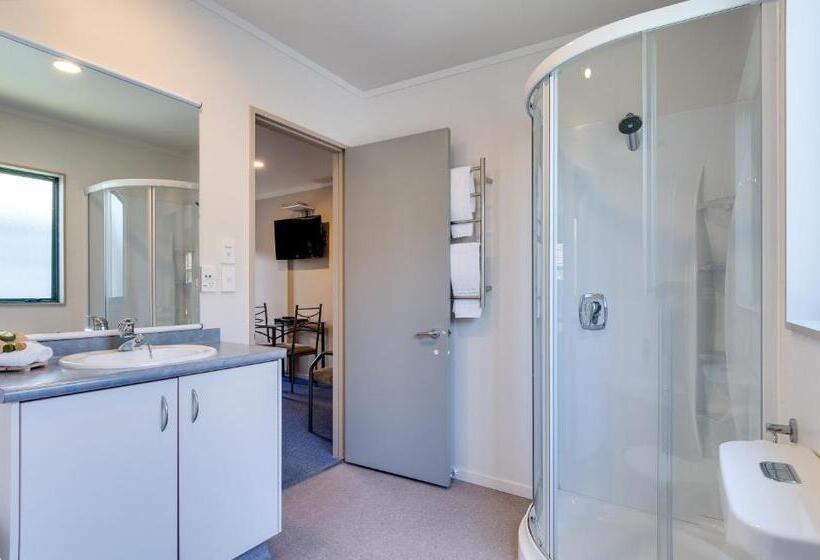 فندق Portmans Motor Lodge