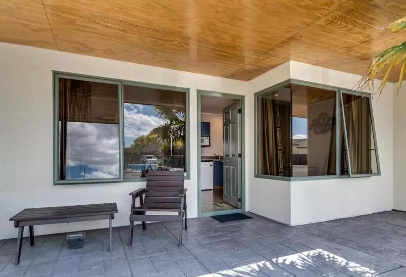 호텔 Portmans Motor Lodge