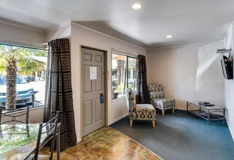 호텔 Portmans Motor Lodge