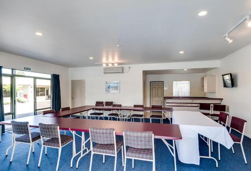 فندق Portmans Motor Lodge